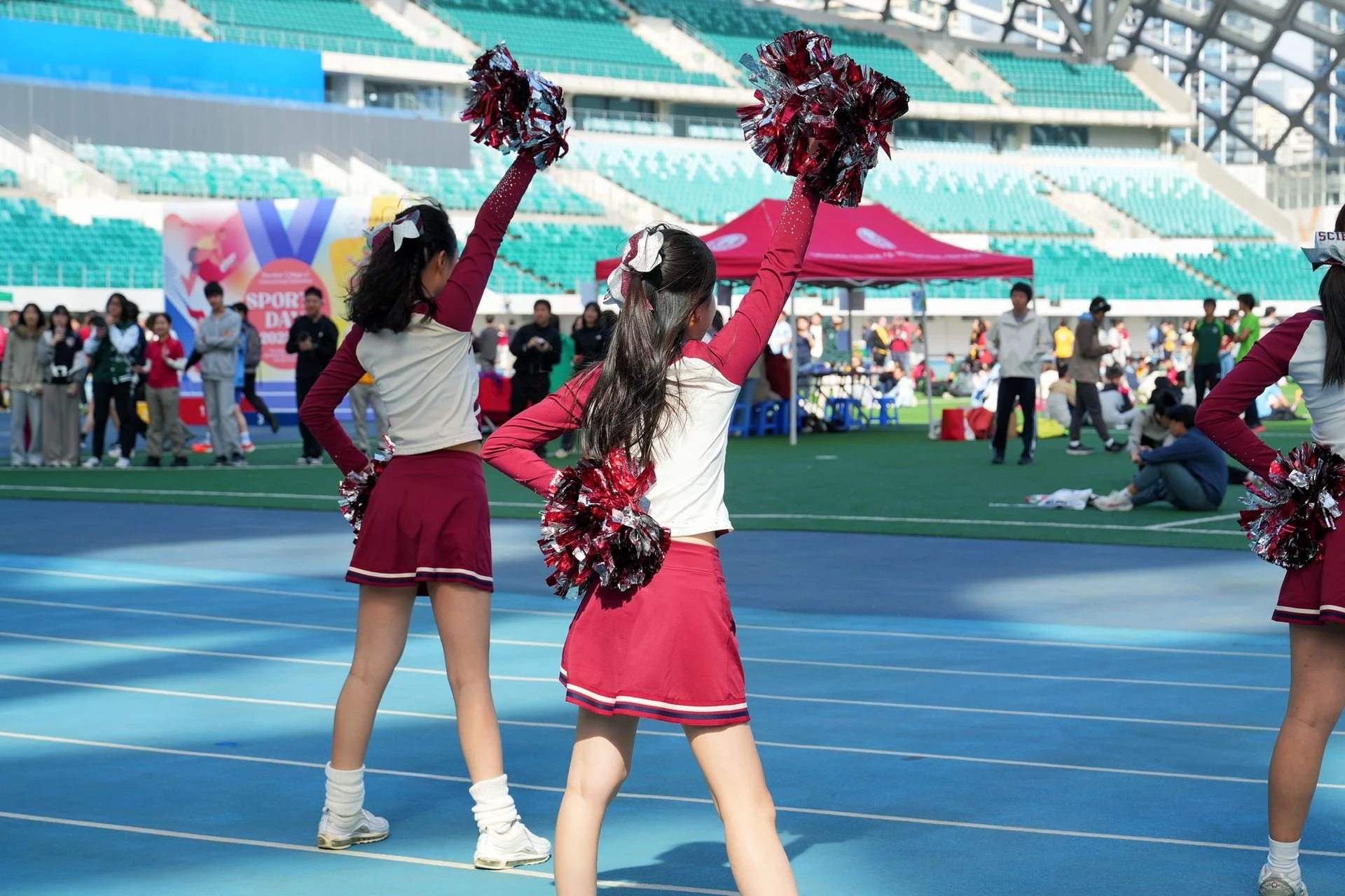 Cheerleading — performance